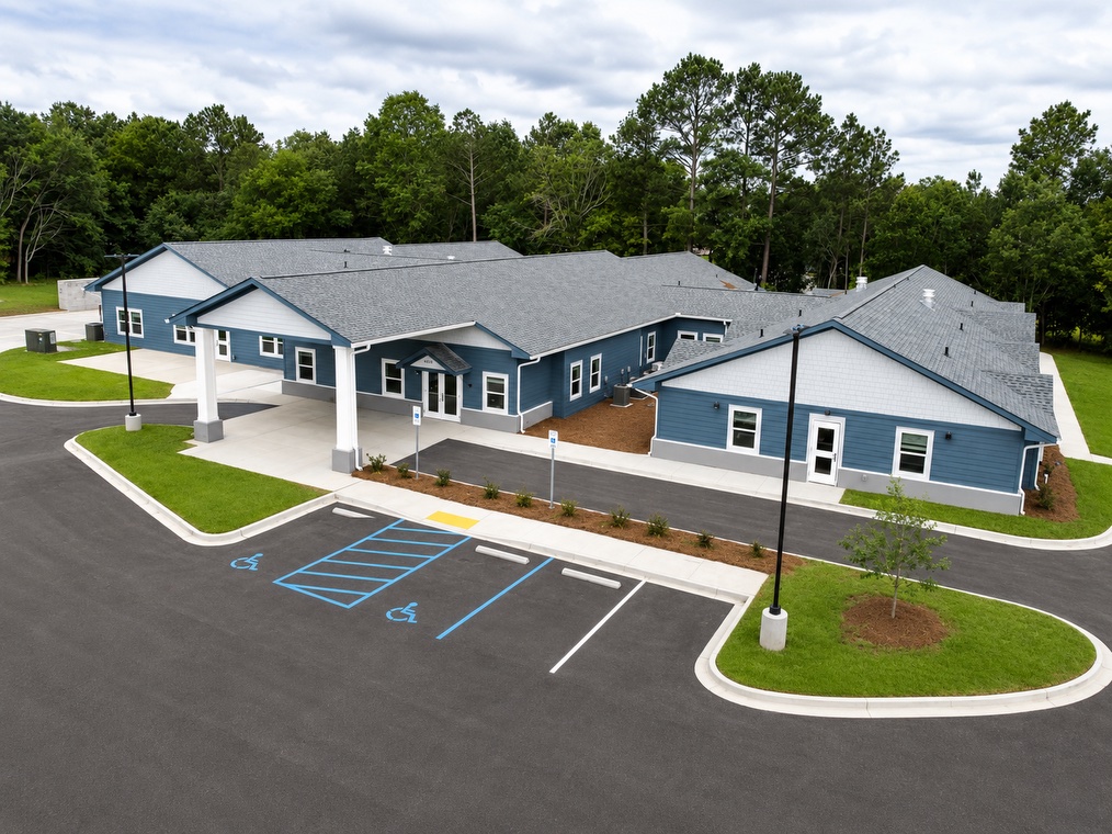 Serenity Living - Building