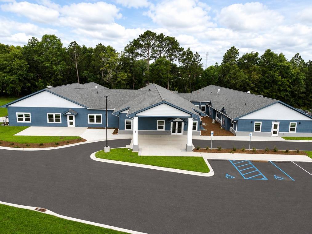 Serenity Living - 